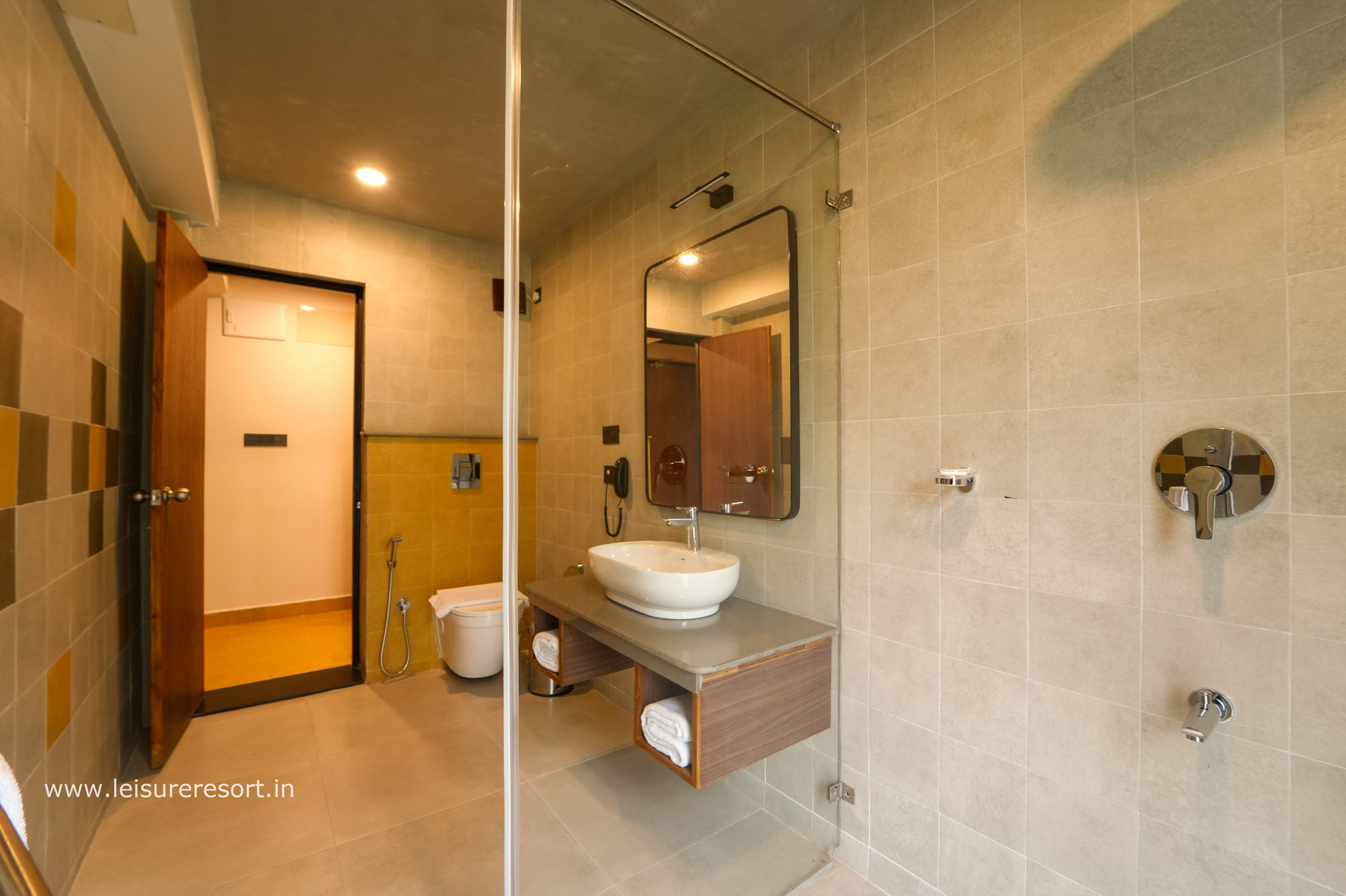 leisure-resort-pondicherry-hotel-elite-villa-1